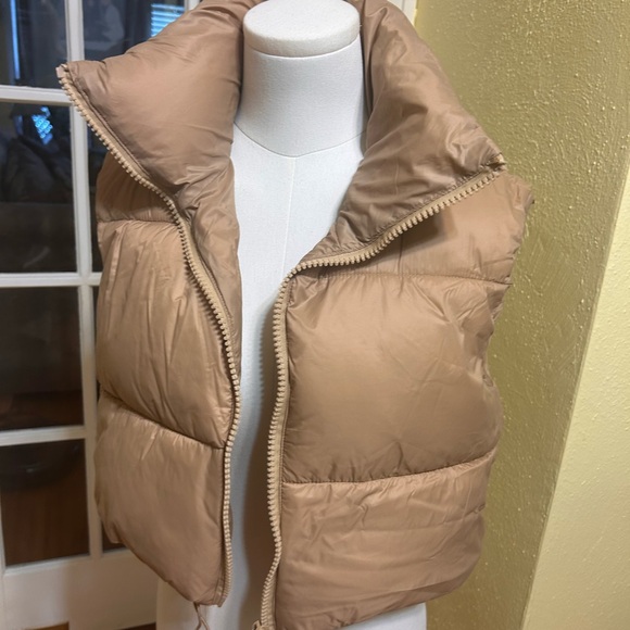 Tan Puffer Vest - Picture 2 of 3